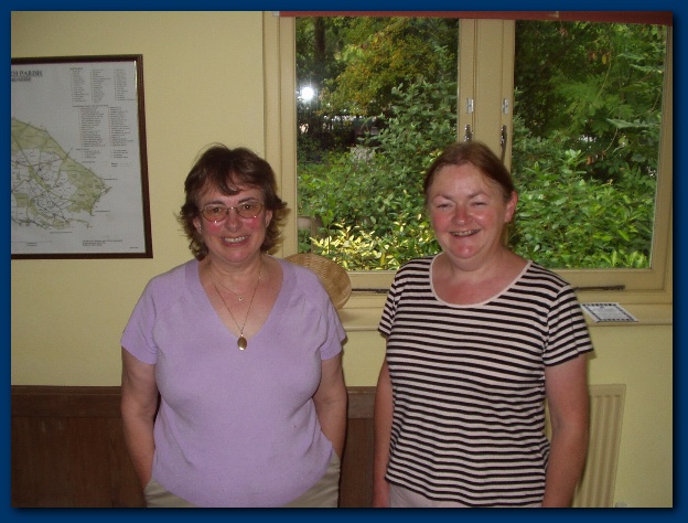 600x449 pixels (122K)